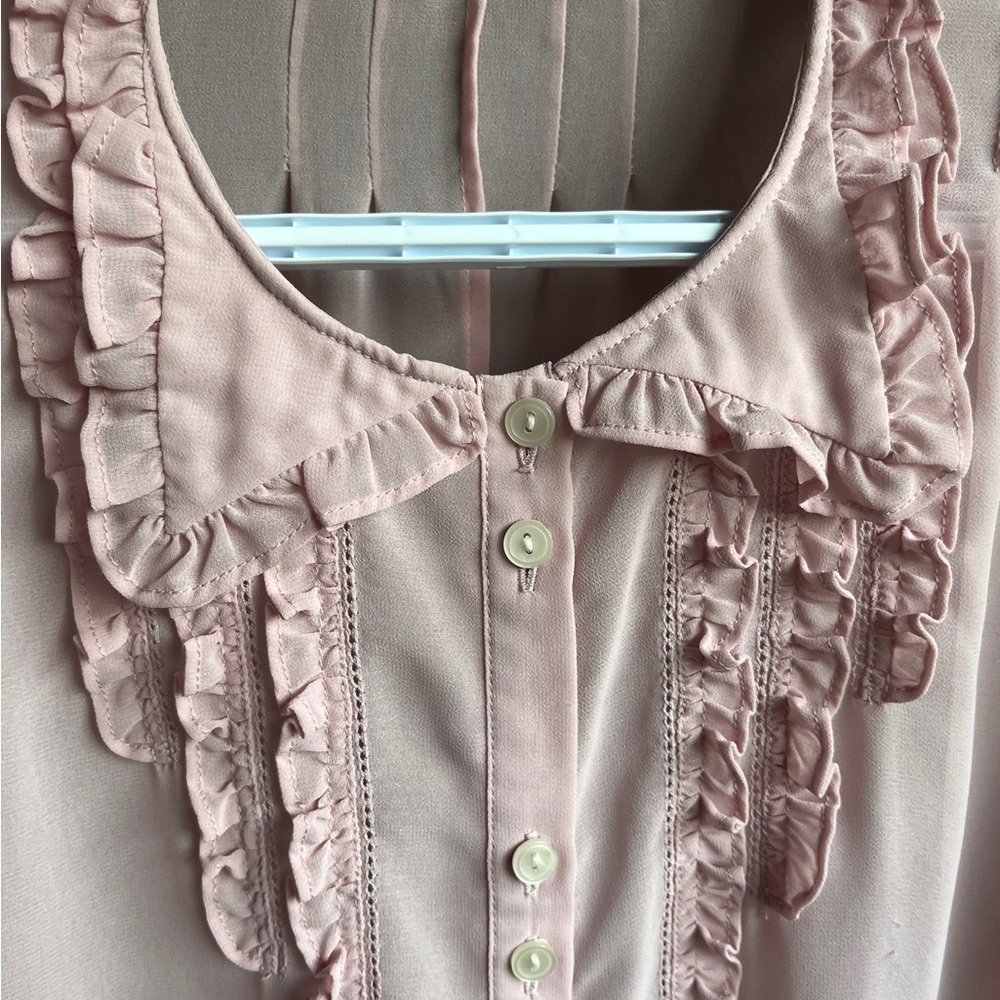 Light Pink Ruffled Short Sleeve Top - Picture 2 of 3